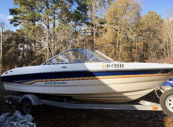 Awesome 2003 bayliner 185 water ready
