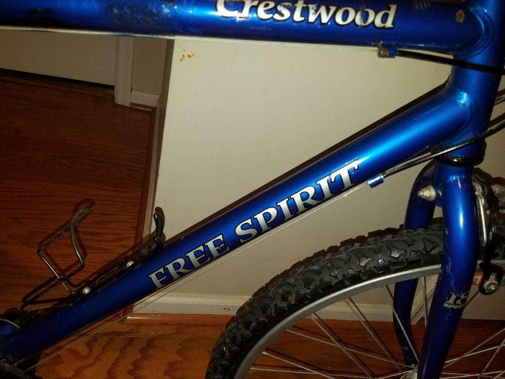Free spirit hotsell crestwood bike