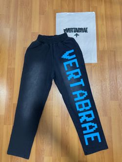 Black vertebrae sweats