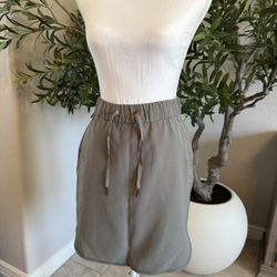 Lululemon Skirt Size 4