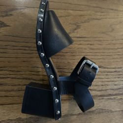 Leather Heel Sandals Studded Black Size 6.5
