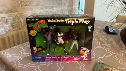 Michael Jordan Vintage 1996 Space Jam Triple Play/ New in Box