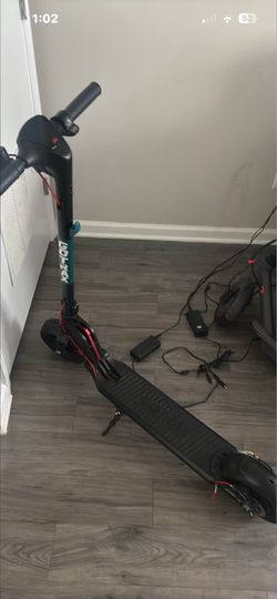 GoTrax Electric Scooter