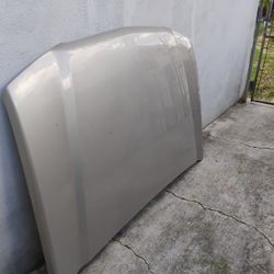 Hood  99 to 06 Chevy Silverado 