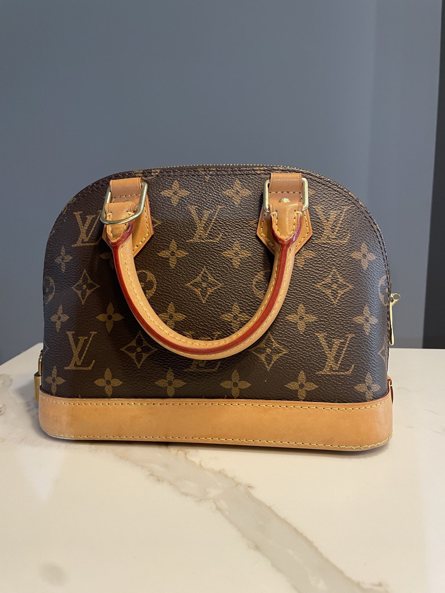 Authentic Louis Vuitton Purse