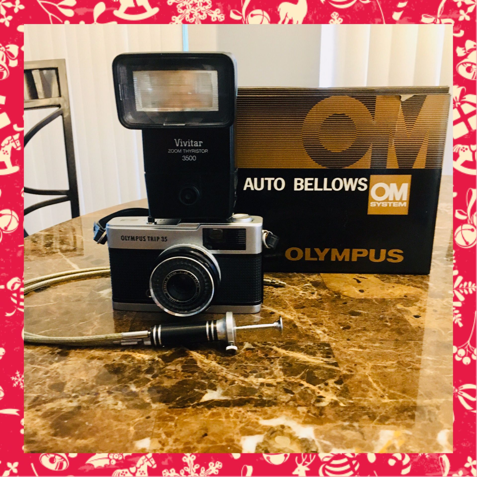 Vintage Olympus Trip 35 Camera w/ Vivitar Flash