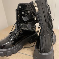Fashionable Black Vinyl Boots