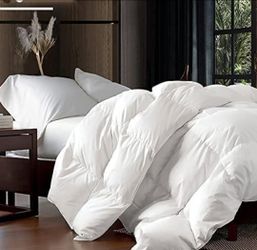 King size heavy alt down comforter high end hotel quality
