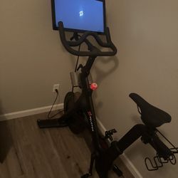 Like New Peloton