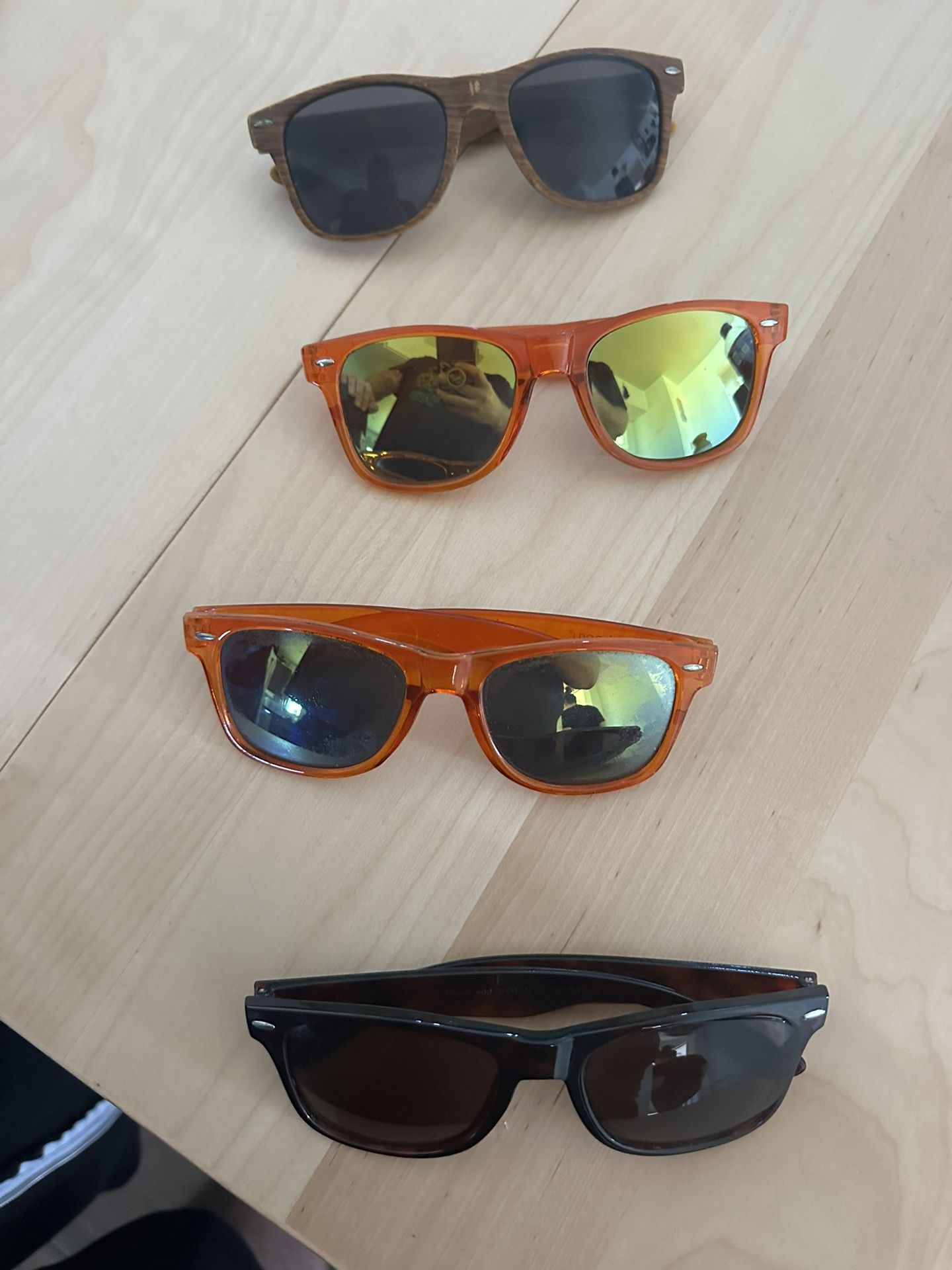Sunglasses 2$ Each