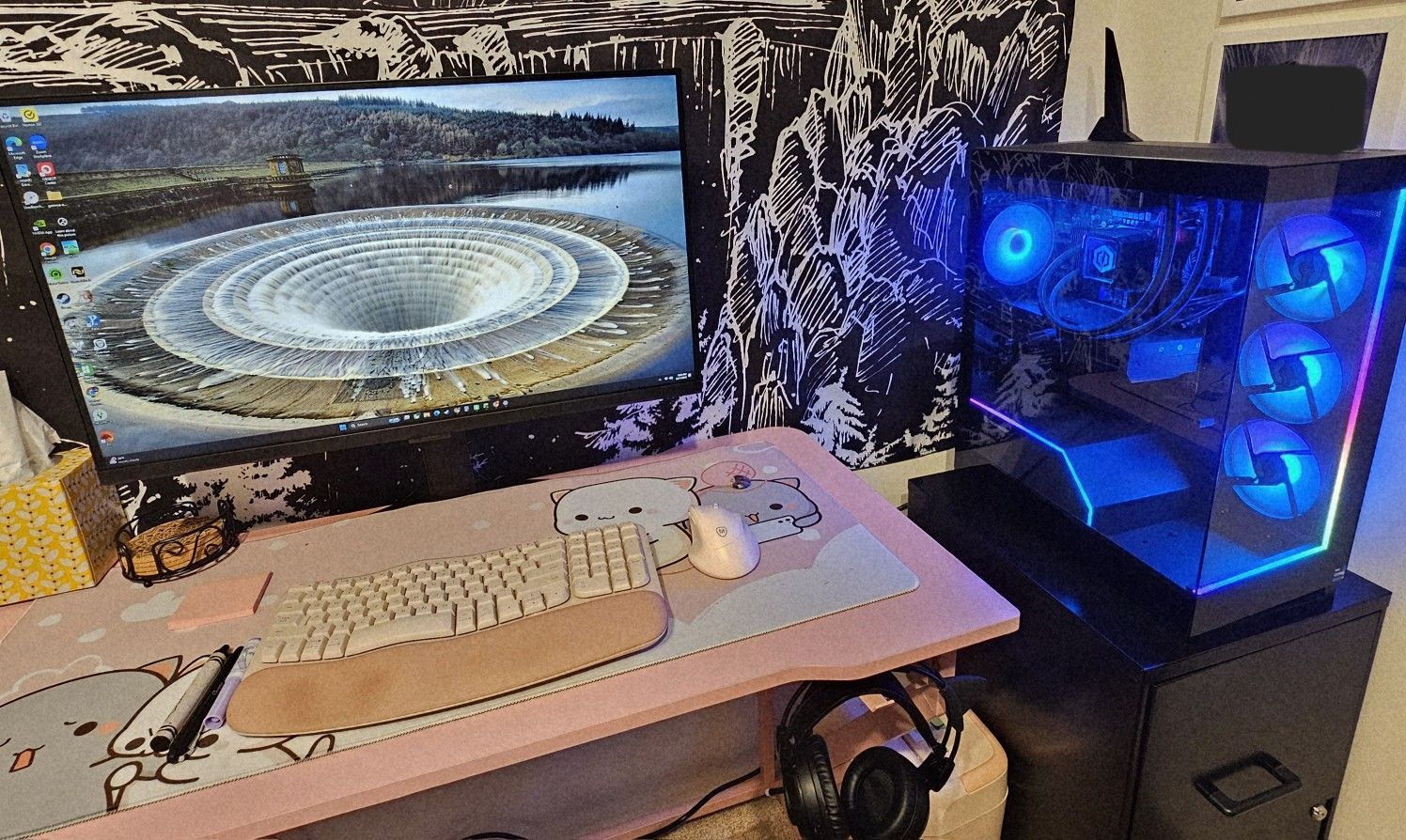 Gaming PC and Monitor