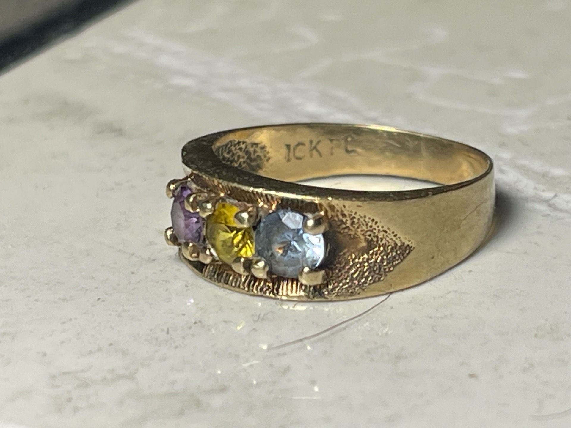 3 Stone 10 K Gold ring