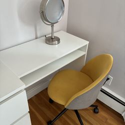 Compact Desk White w/ Chair