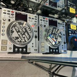Denon DN-S3500 dj mixer pair pick up only 