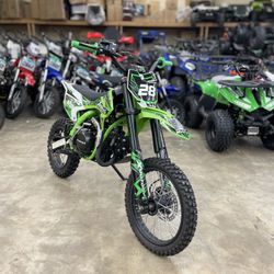 XMOTO Dirt Bike 125cc 4 Stroke Engine 