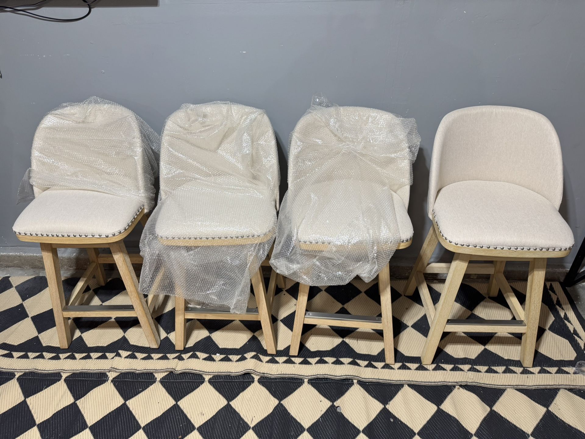 Beige/Fabric 26-in H Counter height Upholstered Swivel Wood Bar Stool 4 -Pack