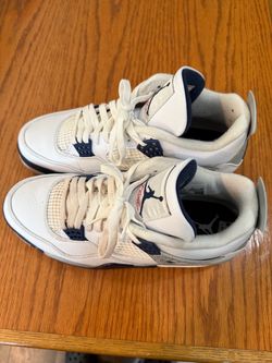 Jordan 4s Midnight Navy