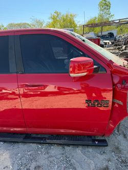2011 Dodge Ram 1500 5.7 hemi *PARTS | PARTES*