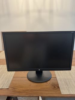 1x 24” HP Computer Monitors