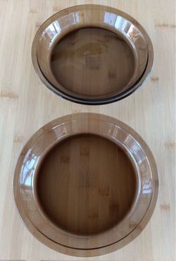 Vintage PYREX Amber Set Of 2 Pie Plates ✨$17 For BOTH✨