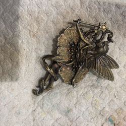 Sparkling Angel Brooch 