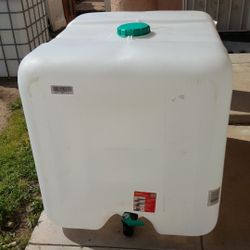 275 Gallon Plastic Water Tank $85 Each Series Required