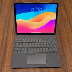 iPad Pro 12.9” M2 128GB WiFi w/ Case & Magnetic Detachable Keyboard