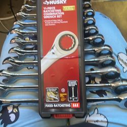 Husky Wrench Set