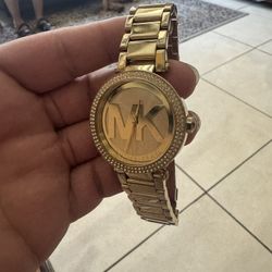 Michael Kors Watch (Women) 