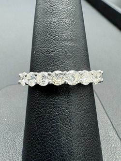 18k white gold 1.5 CTW diamond lady’s ring