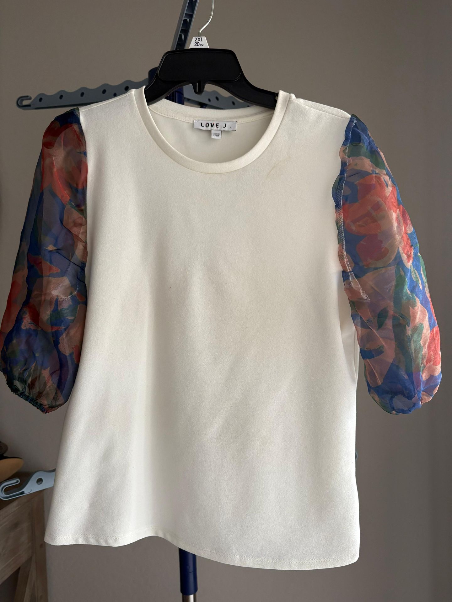 Woman’s Shirt 