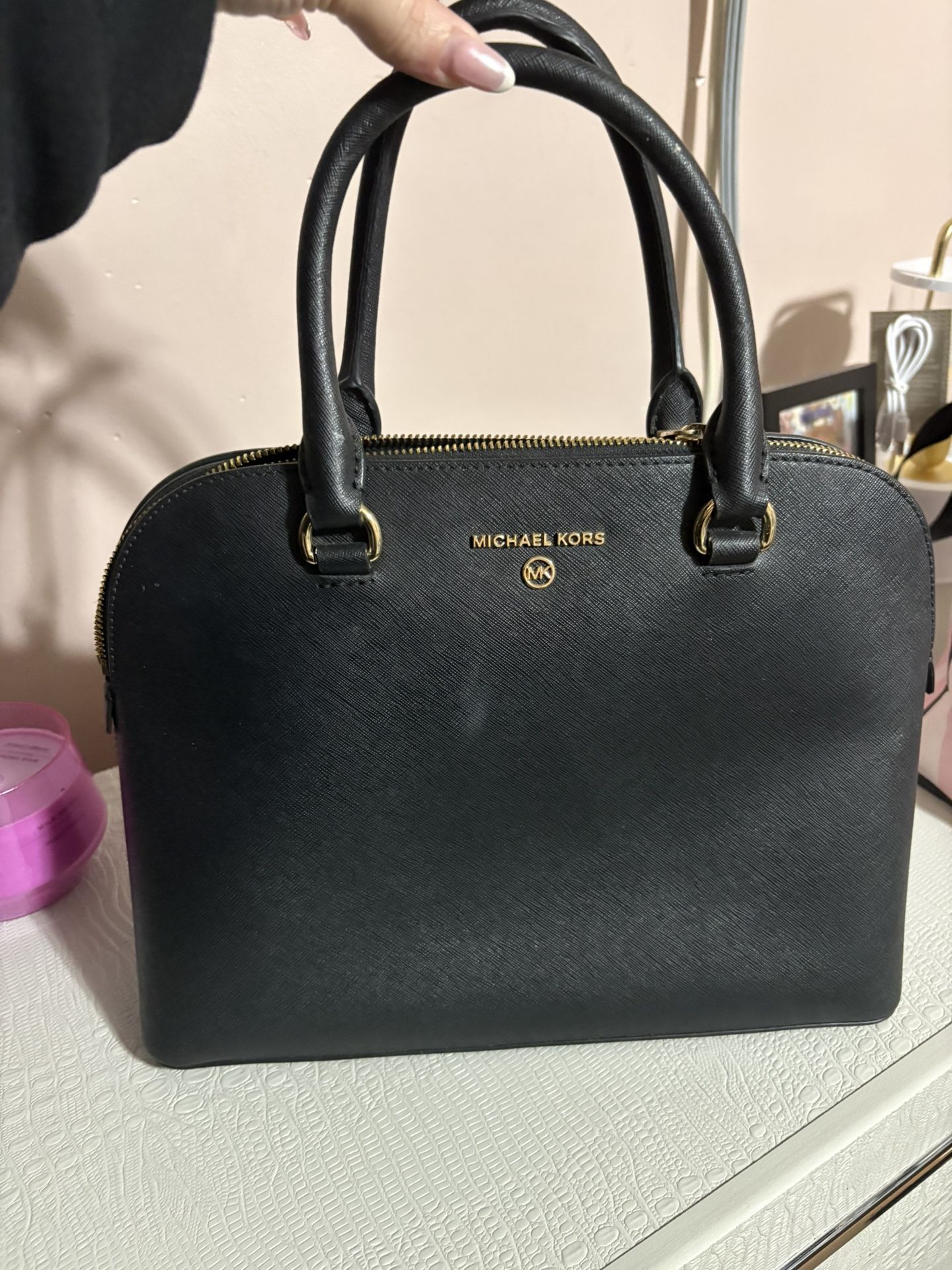 Micheal Kors Purse