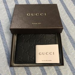 100% Authentic Gucci leather Wallet