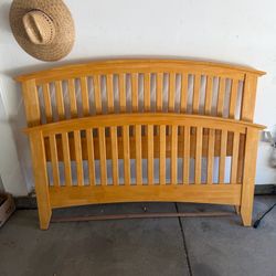 Queen Size Solid Wood Bed Frame Headboard Footboard & Side Rails