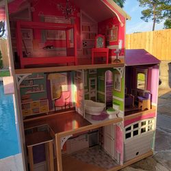 Sams Club Kidkraft Doll House! 