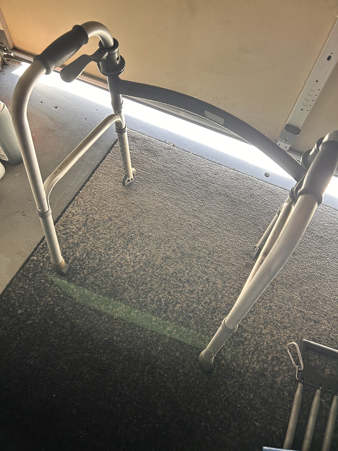 Walker for persons with disabilities