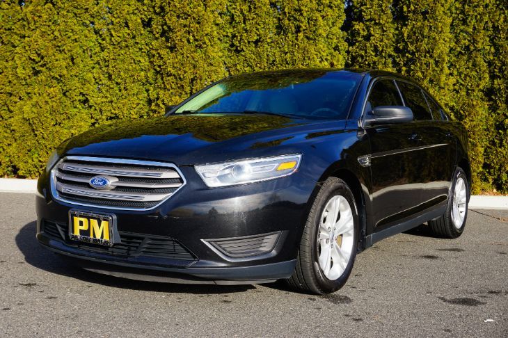 2015 Ford Taurus