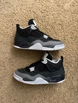 Size 10 (Great condition, does not have the box) - 2024 Air Jordan 4 retro fear