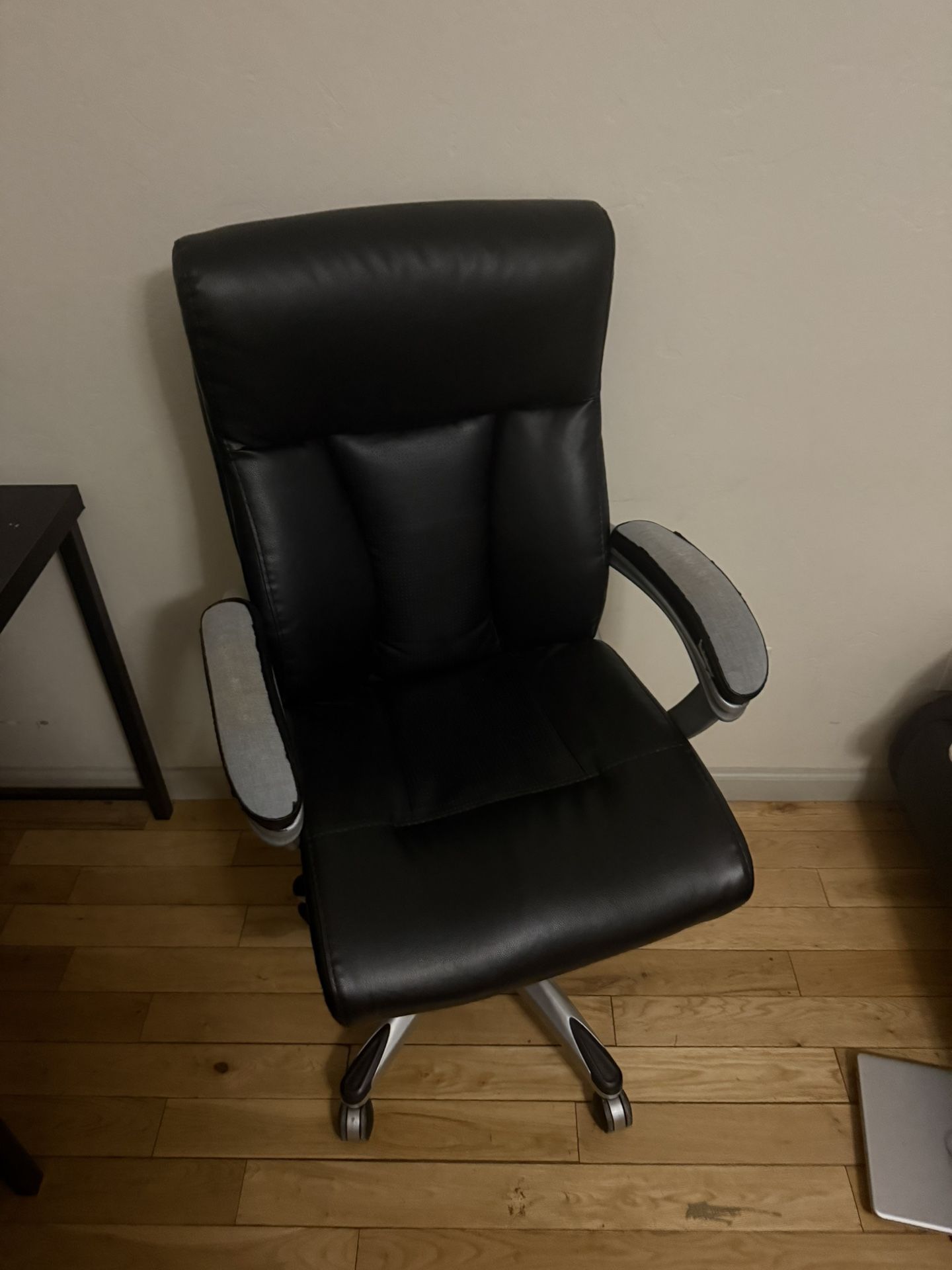 Desk chair need gone today