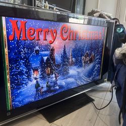 Sony TV Works Good Free  52 “