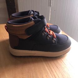 TODDLER SNEAKER BOOTS