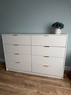 White 8-Drawer Dresser with Gold Handles