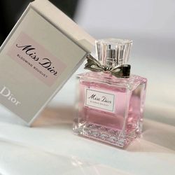 Miss dior blooming bouquet