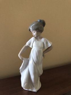Lladro Figurine