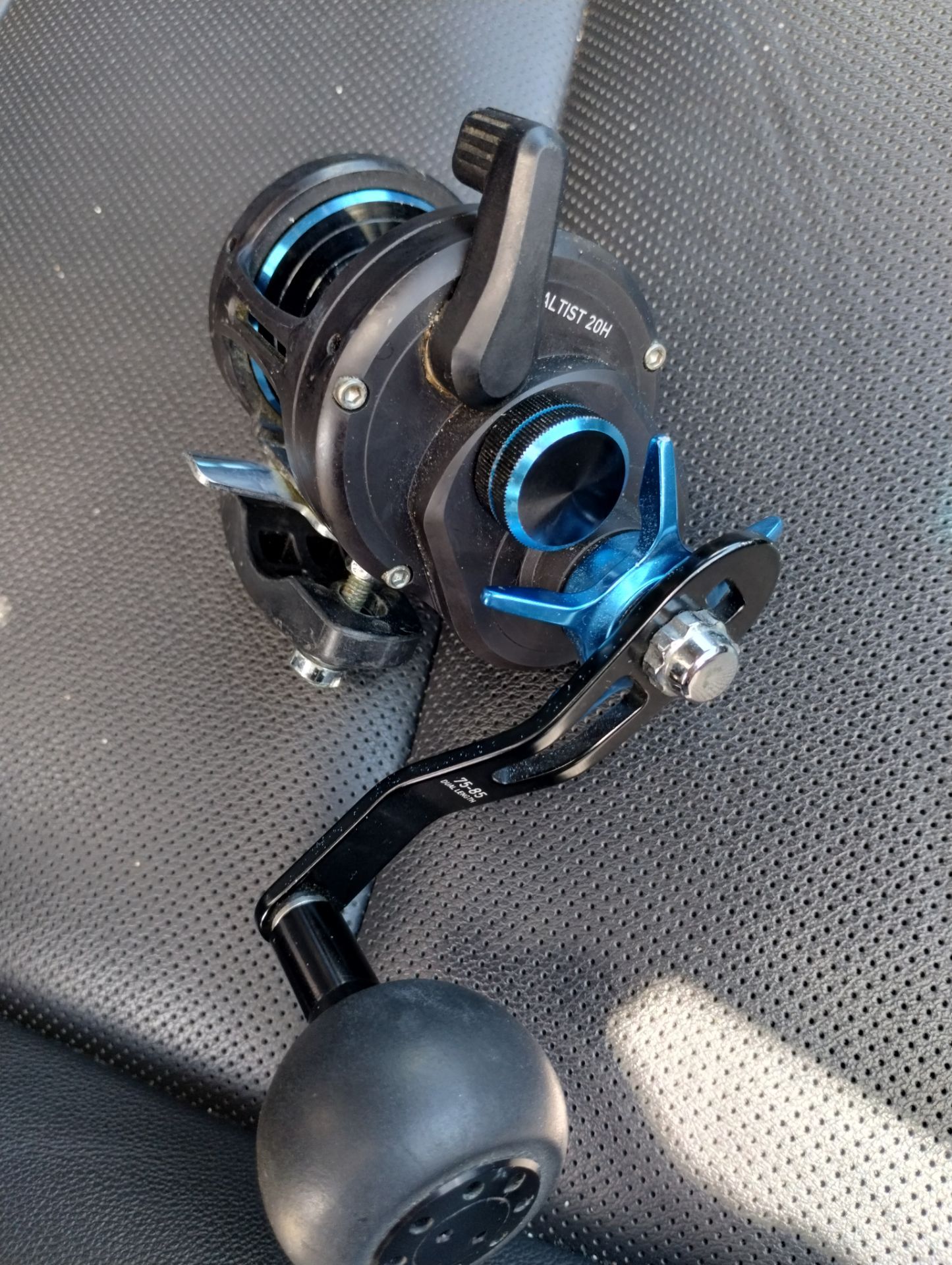 DAIWA SALTIST 20H Conventional Reel