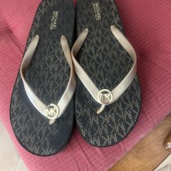 Michael Kors Size 7or 8