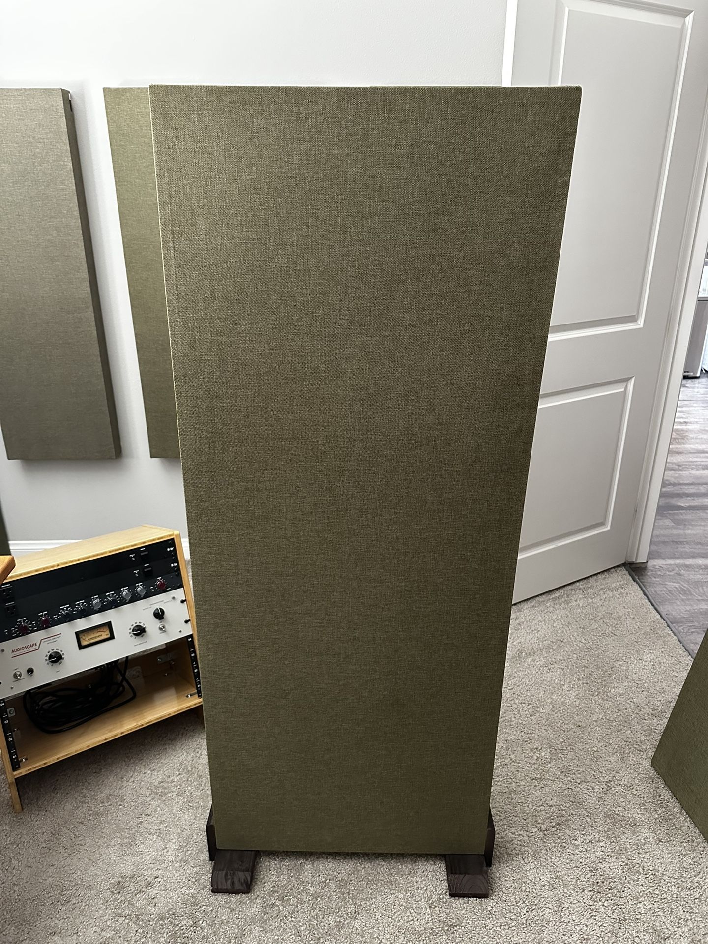 Studio Acoustic Treatment Panels Gobo - 5ftx2ft - (3)