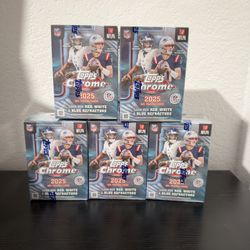 2025 Topps Chrome Football