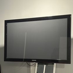 42” TV