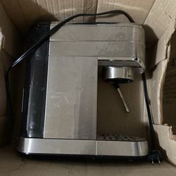 Espresso machine and accessories